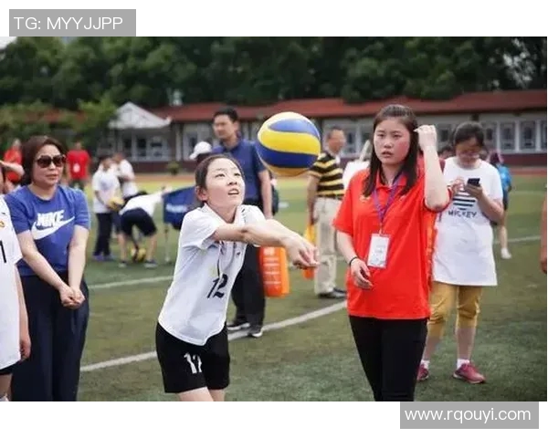 陈静专访：从排球新星到传奇教练的成长之路与心路历程回顾