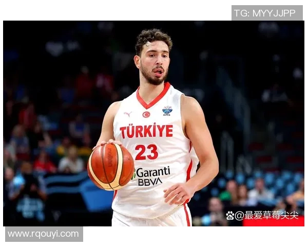 希腊男篮与格鲁吉亚男篮激战比分揭晓精彩瞬间回顾