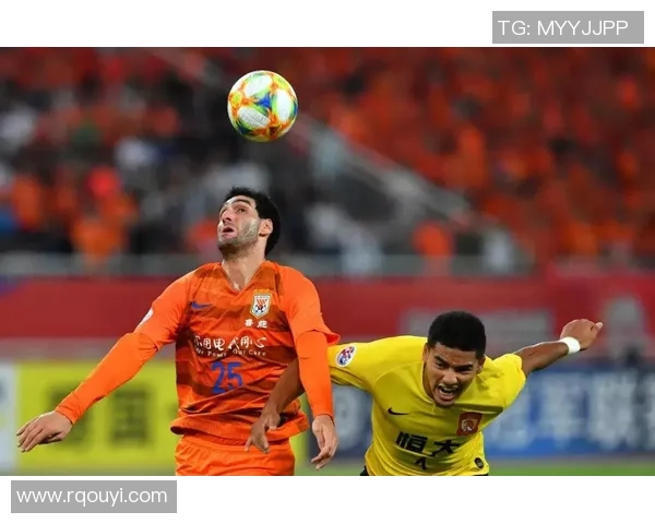 恒大与鲁能激战回顾精彩比赛录像全程分析与精彩瞬间重温