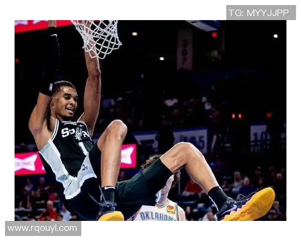 文班亚马法国队首战狂砍27分震撼意大利引发NBA球探热议